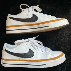 Nike Court Legacy Size 8